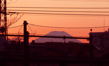 Mt,fiji-1a.jpg